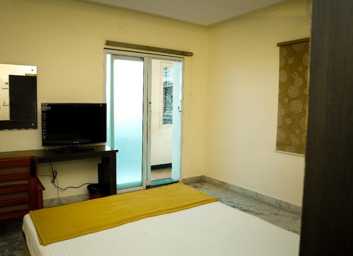 Hotel Arunachala Tiruvannāmalai Esterno foto