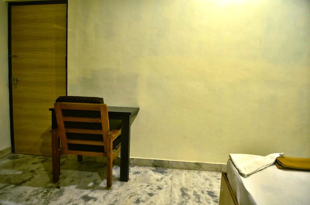 Hotel Arunachala Tiruvannāmalai Esterno foto