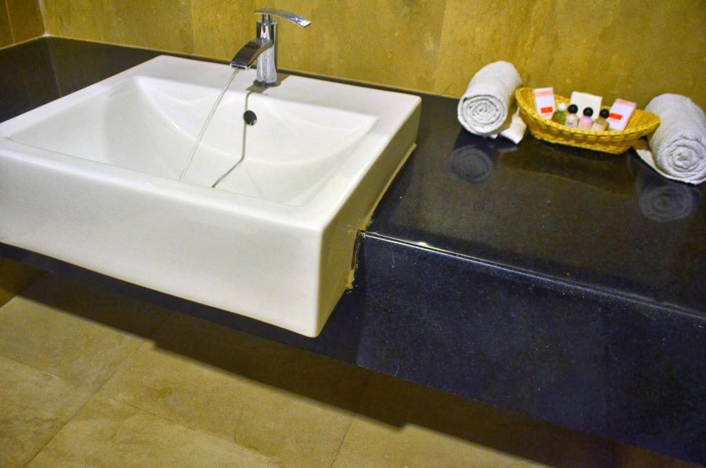 Hotel Arunachala Tiruvannāmalai Esterno foto
