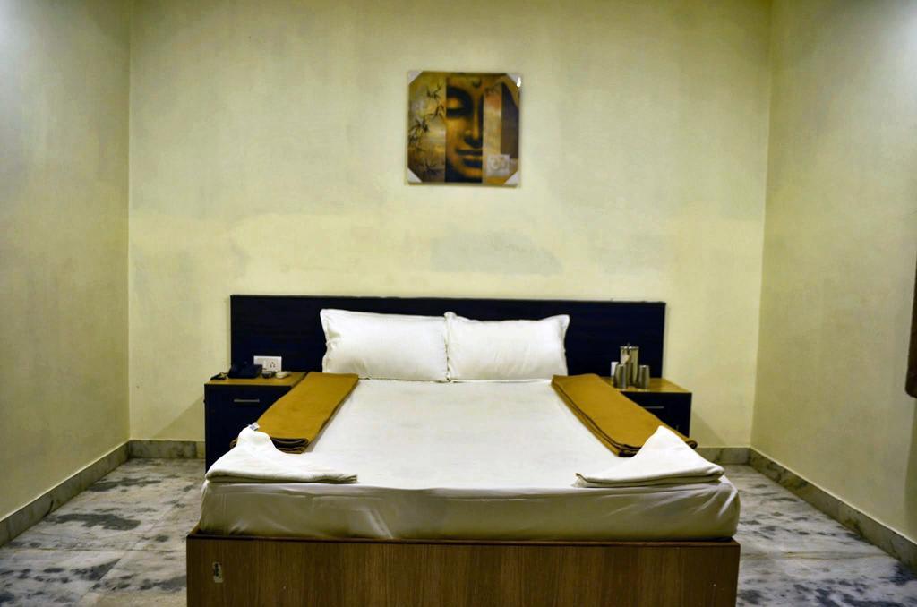 Hotel Arunachala Tiruvannāmalai Esterno foto